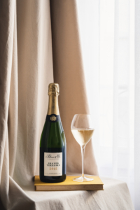 2015 Champagne Palmer Grands Terroirs – Beauty – Drape and Glass