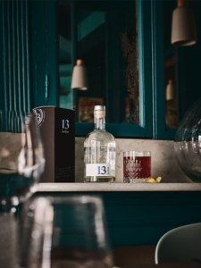 André Brunel Le Gin 13 – Beauty – with Cocktail